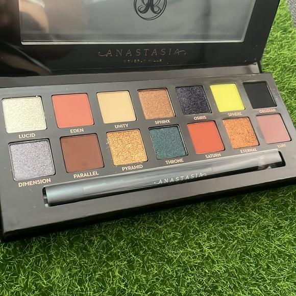 🆕 Anastasia Beverly Hills Prism Palette - Picture 2 of 3